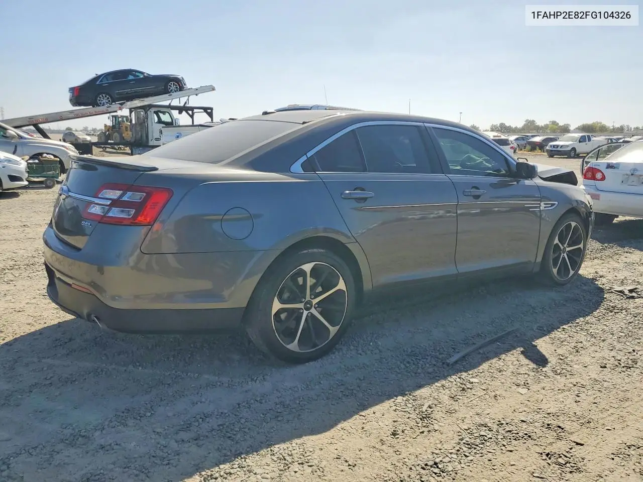 2015 FORD TAURUS VIN 1FAHP2E82FG104326 — фото 3