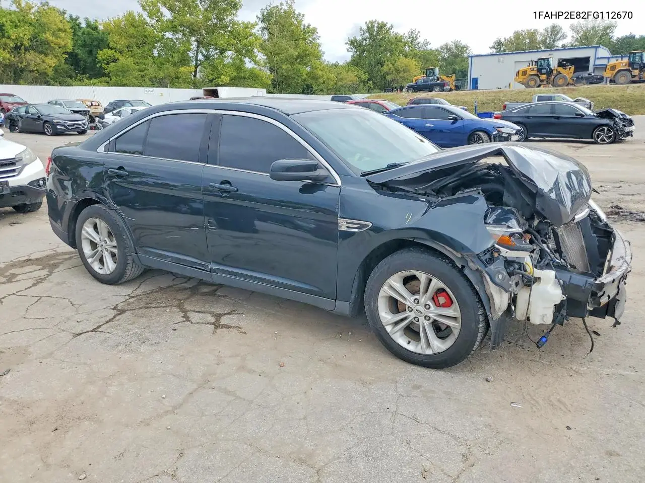 2015 FORD TAURUS VIN 1FAHP2E82FG112670 — фото 4