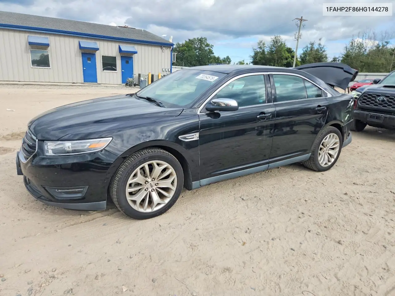 FORD TAURUS 2017, VIN 1FAHP2F86HG144278