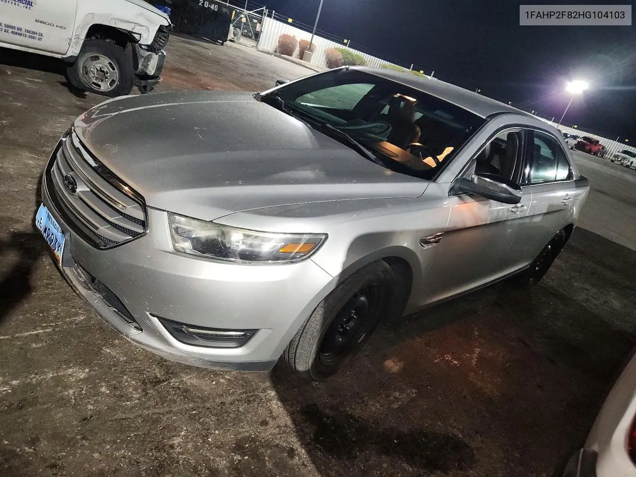 FORD TAURUS 2017, VIN 1FAHP2F82HG104103