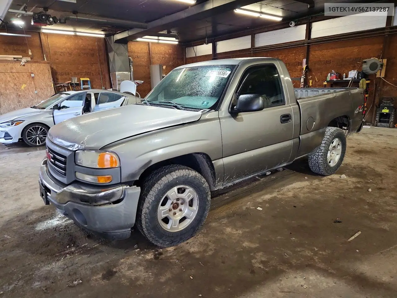 GMC SIERRA 2006, VIN 1GTEK14V56Z137287