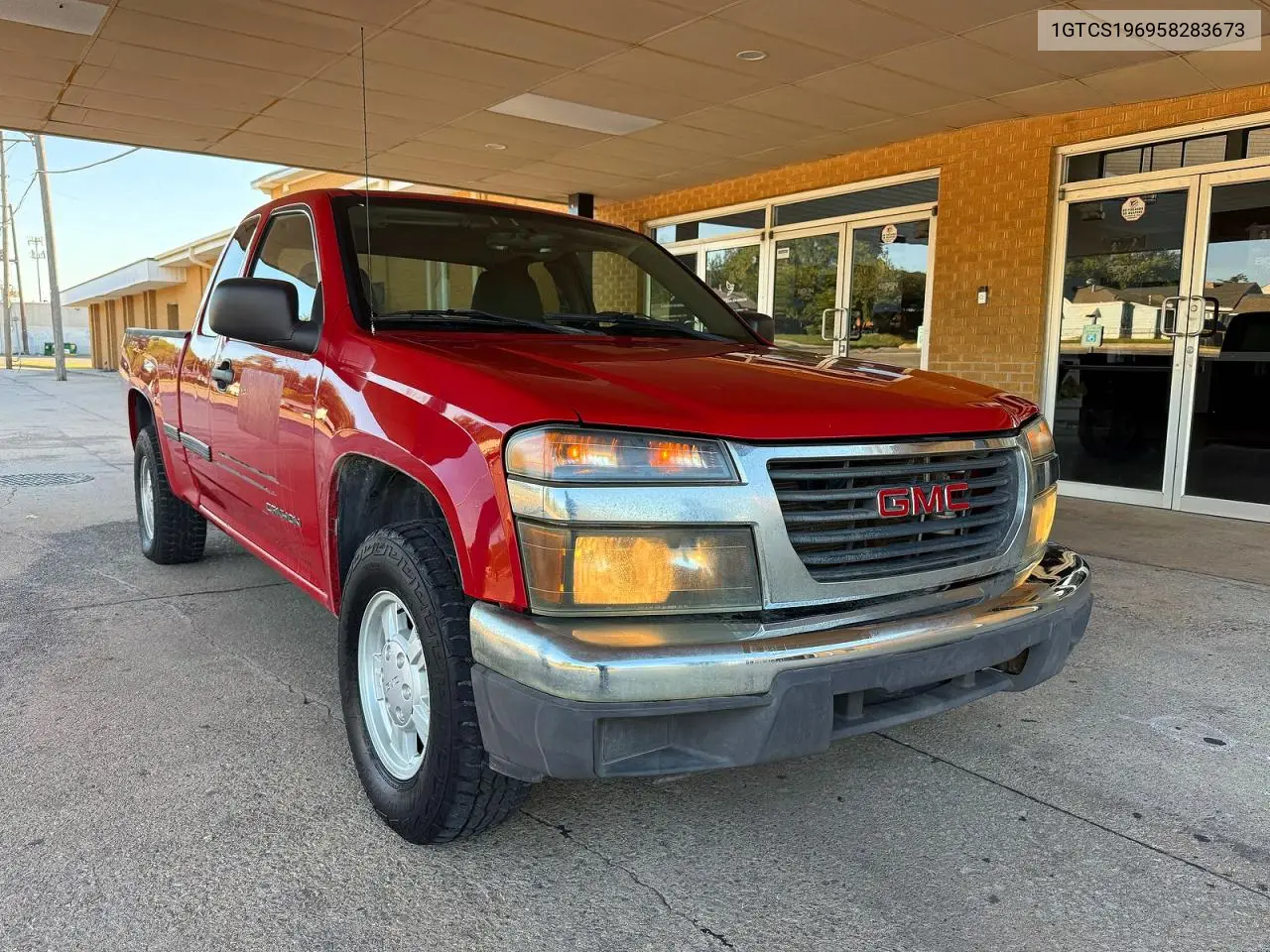 GMC CANYON 2005, VIN 1GTCS196958283673