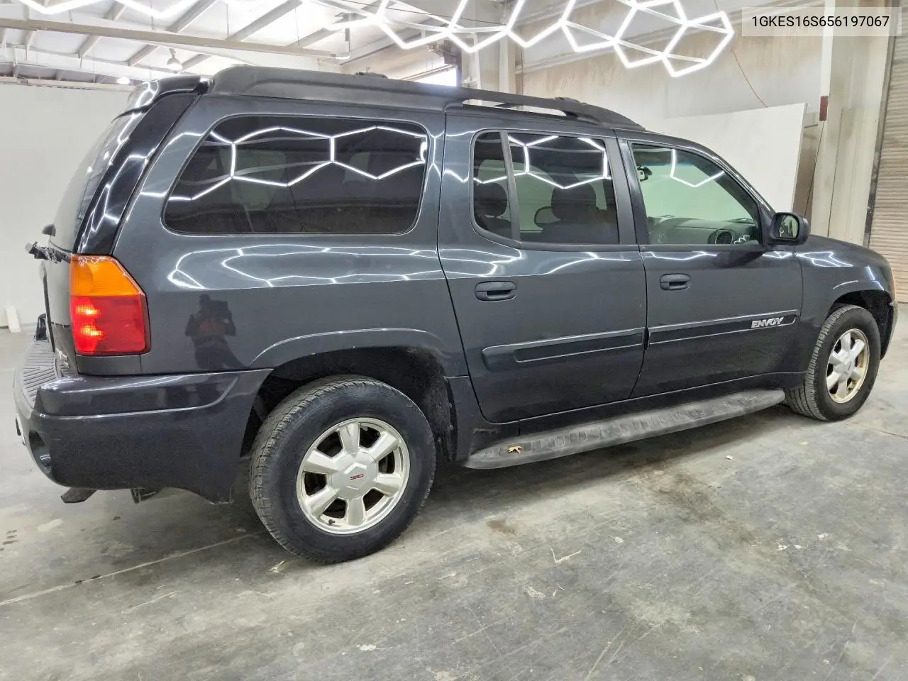 2005 GMC ENVOY VIN 1GKES16S656197067 — фото 3