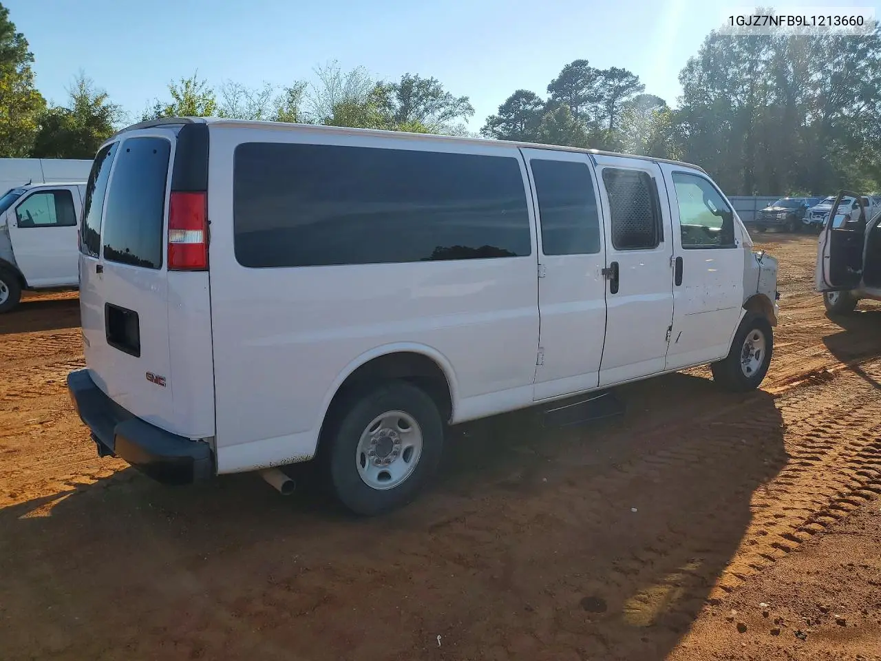 2020 GMC SAVANA VIN 1GJZ7NFB9L1213660 — фото 4