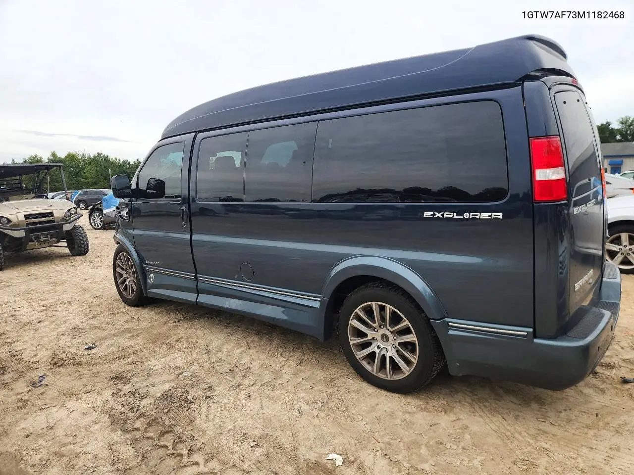 2021 GMC SAVANA VIN 1GTW7AF73M1182468 — фото 2