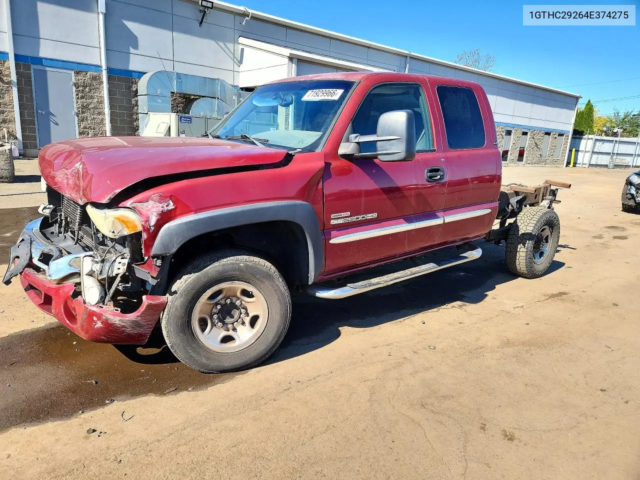 GMC SIERRA 2004, VIN 1GTHC29264E374275