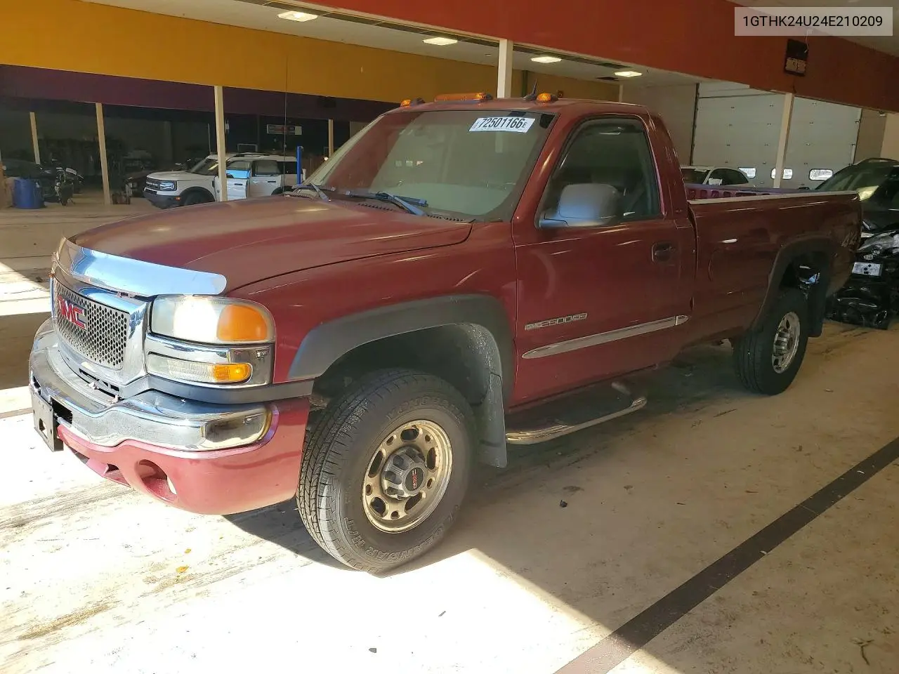 GMC SIERRA 2004, VIN 1GTHK24U24E210209