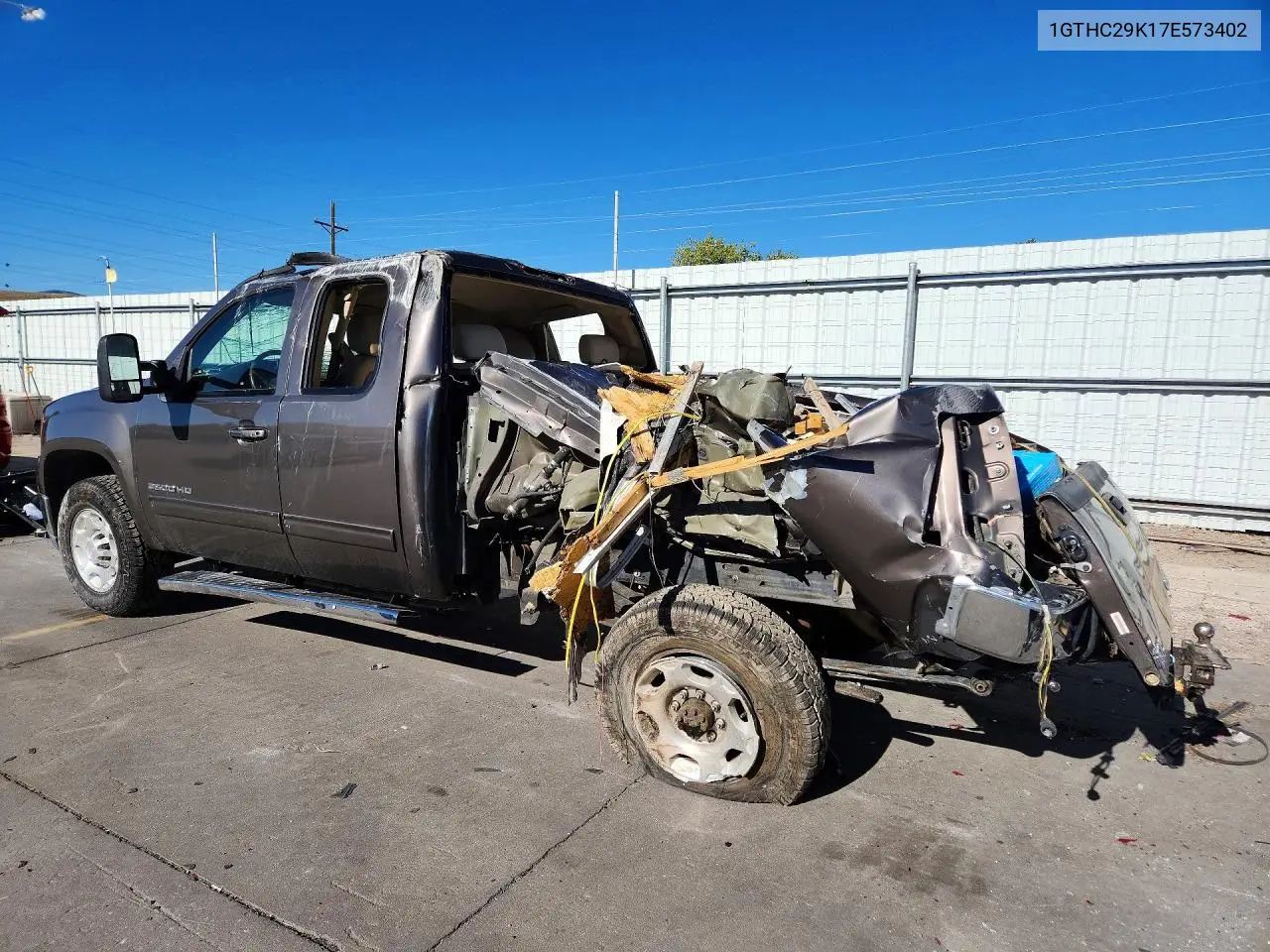 2007 GMC SIERRA VIN 1GTHC29K17E573402 — фото 2
