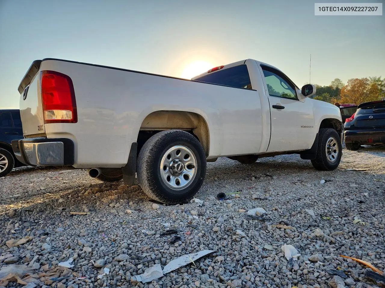 GMC SIERRA 2009, VIN 1GTEC14X09Z227207