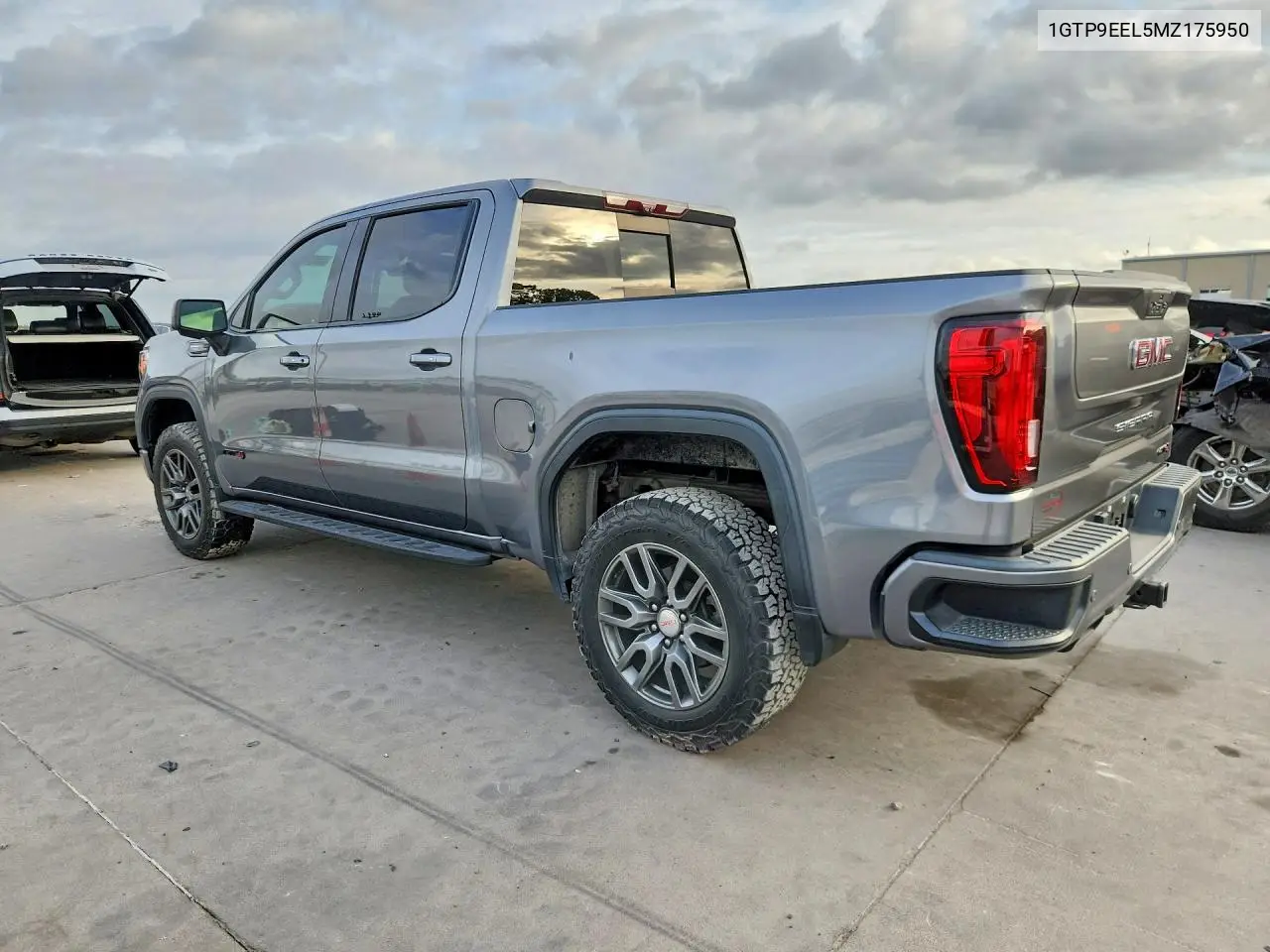 2021 GMC SIERRA VIN 1GTP9EEL5MZ175950 — фото 2