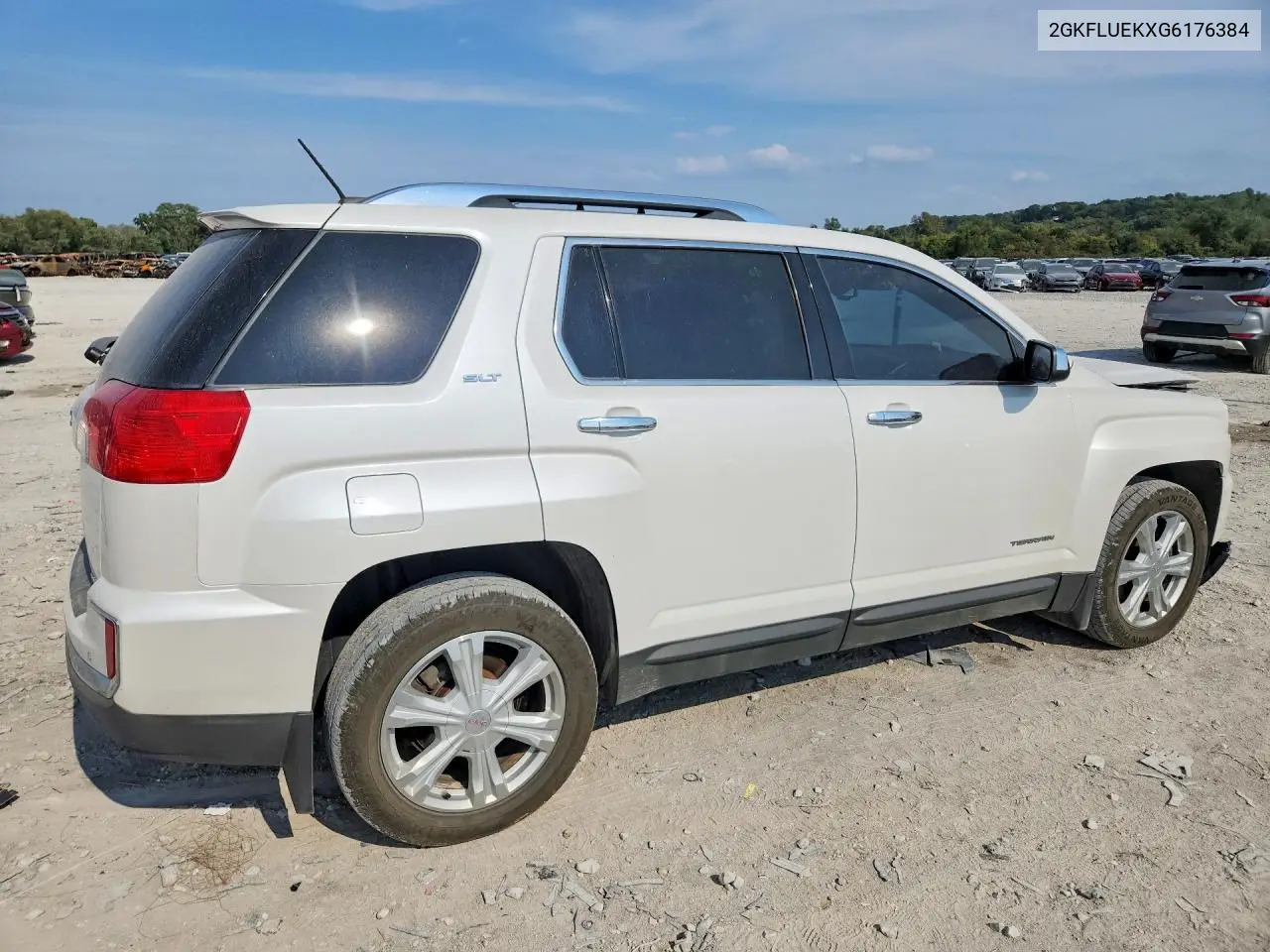 2016 GMC TERRAIN VIN 2GKFLUEKXG6176384 — фото 3