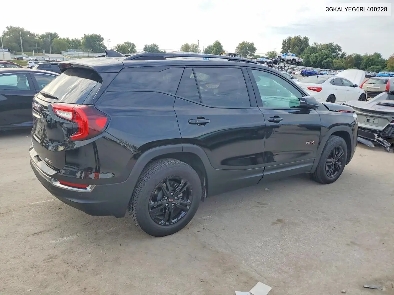 2024 GMC TERRAIN VIN 3GKALYEG6RL400228 — фото 3