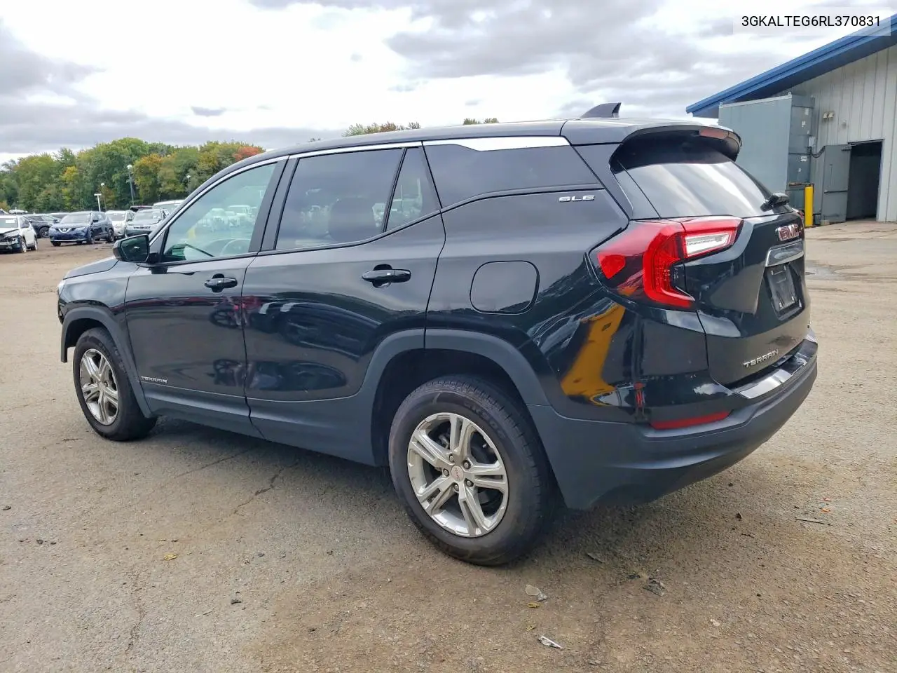 2024 GMC TERRAIN VIN 3GKALTEG6RL370831 — фото 2