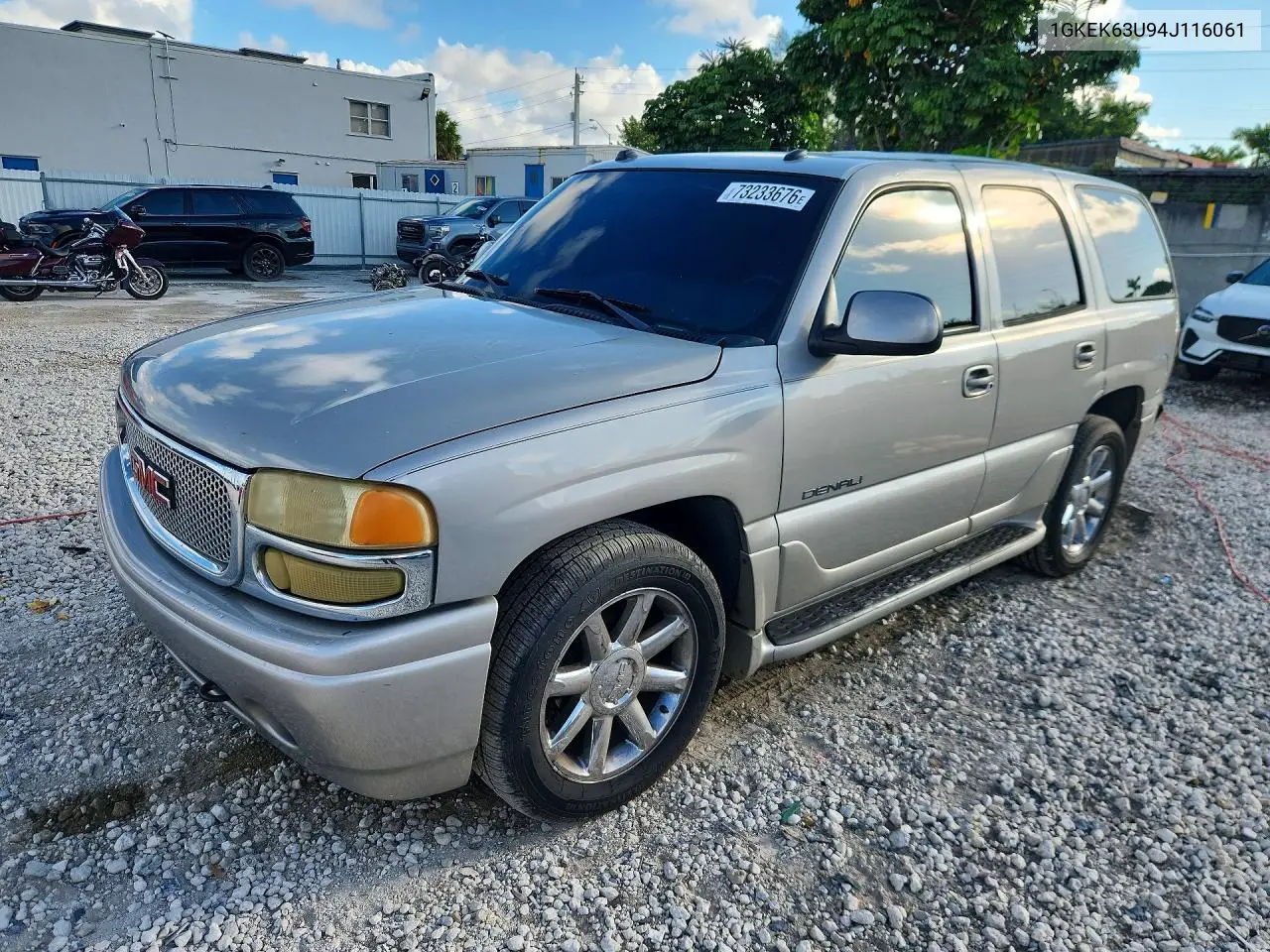 GMC YUKON 2004, VIN 1GKEK63U94J116061