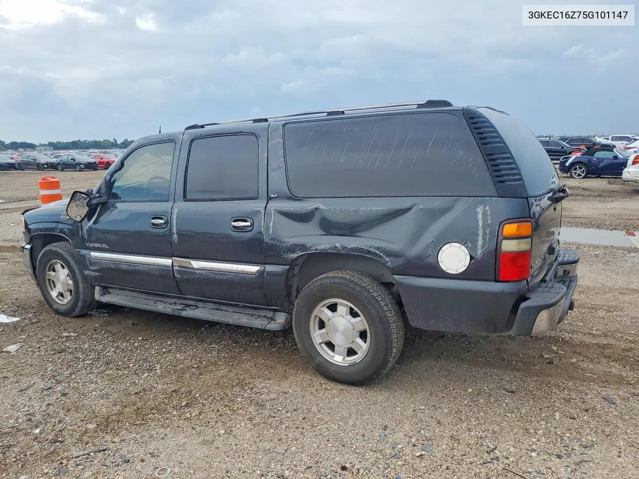 2005 GMC YUKON VIN 3GKEC16Z75G101147 — фото 2