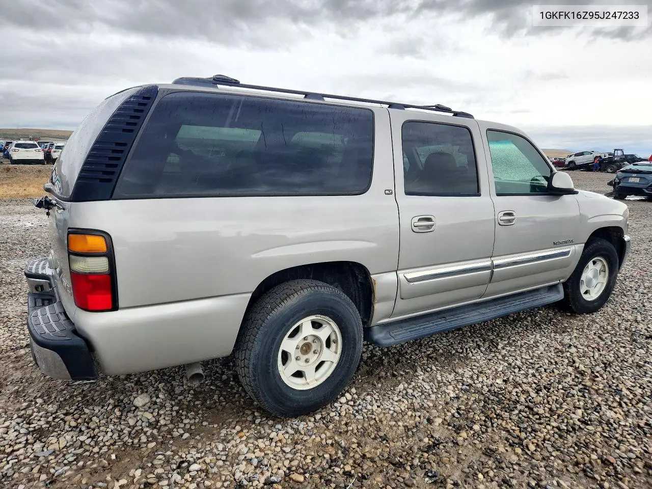 2005 GMC YUKON VIN 1GKFK16Z95J247233 — фото 3