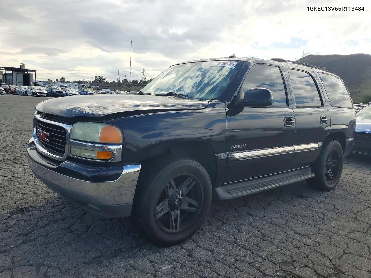 GMC YUKON 2005, VIN 1GKEC13V65R113484