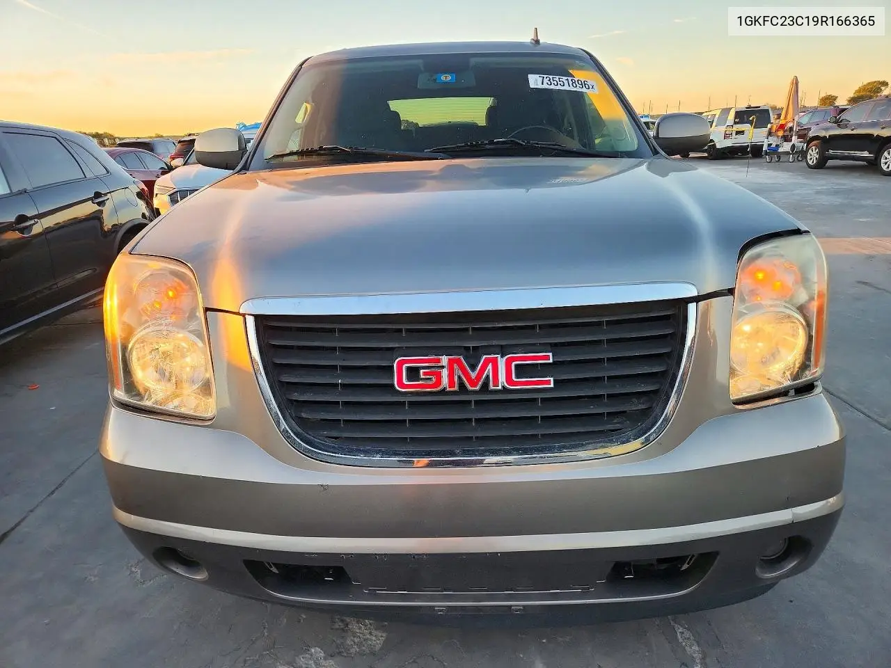 2009 GMC YUKON VIN 1GKFC23C19R166365 — фото 5