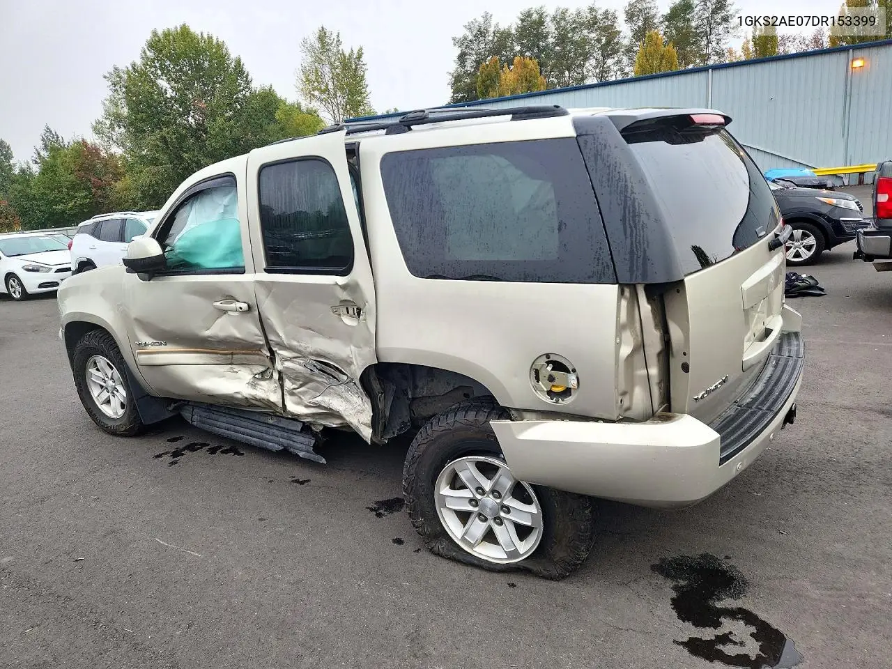 2013 GMC YUKON VIN 1GKS2AE07DR153399 — фото 2