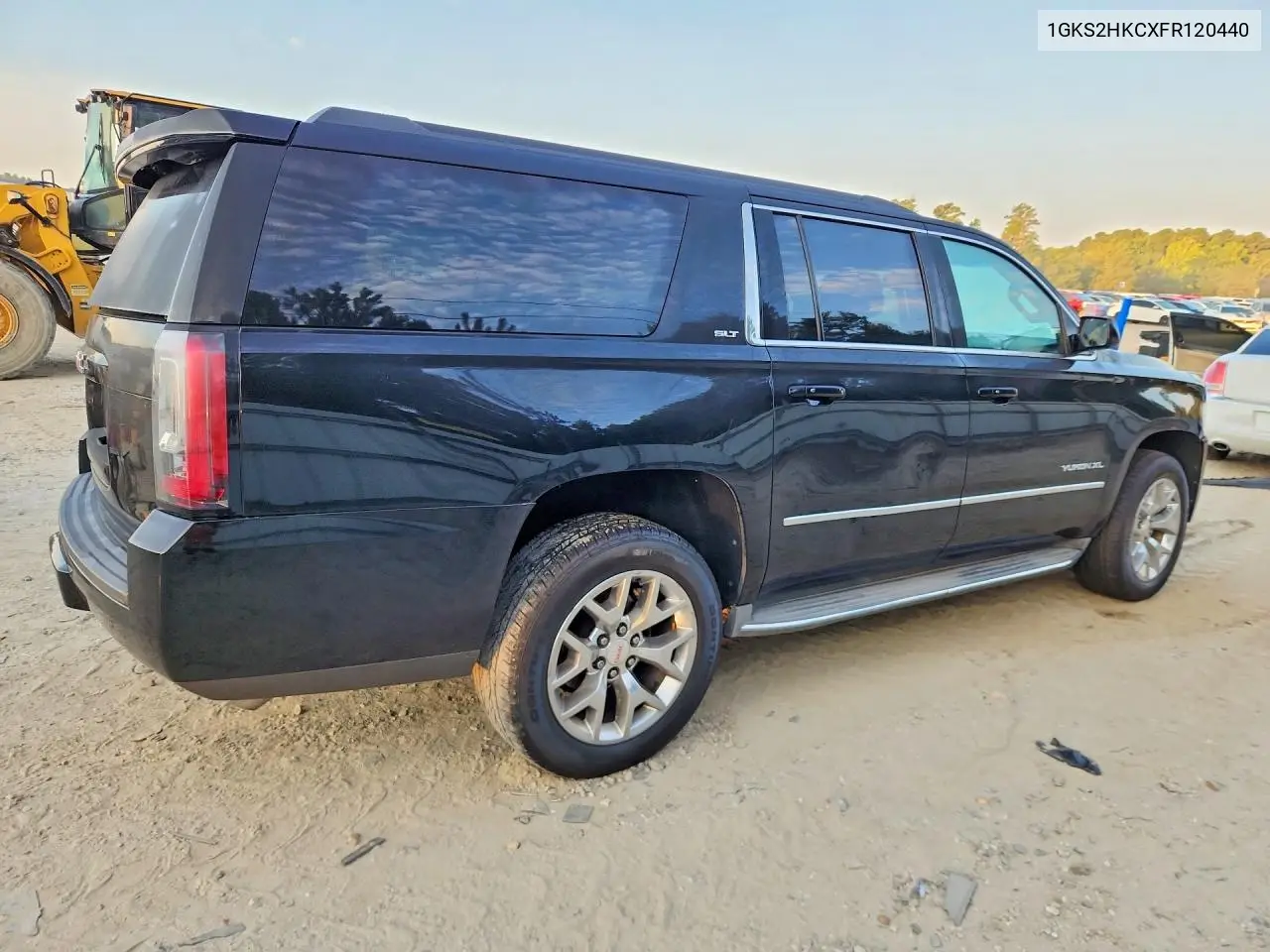 2015 GMC YUKON VIN 1GKS2HKCXFR120440 — фото 3