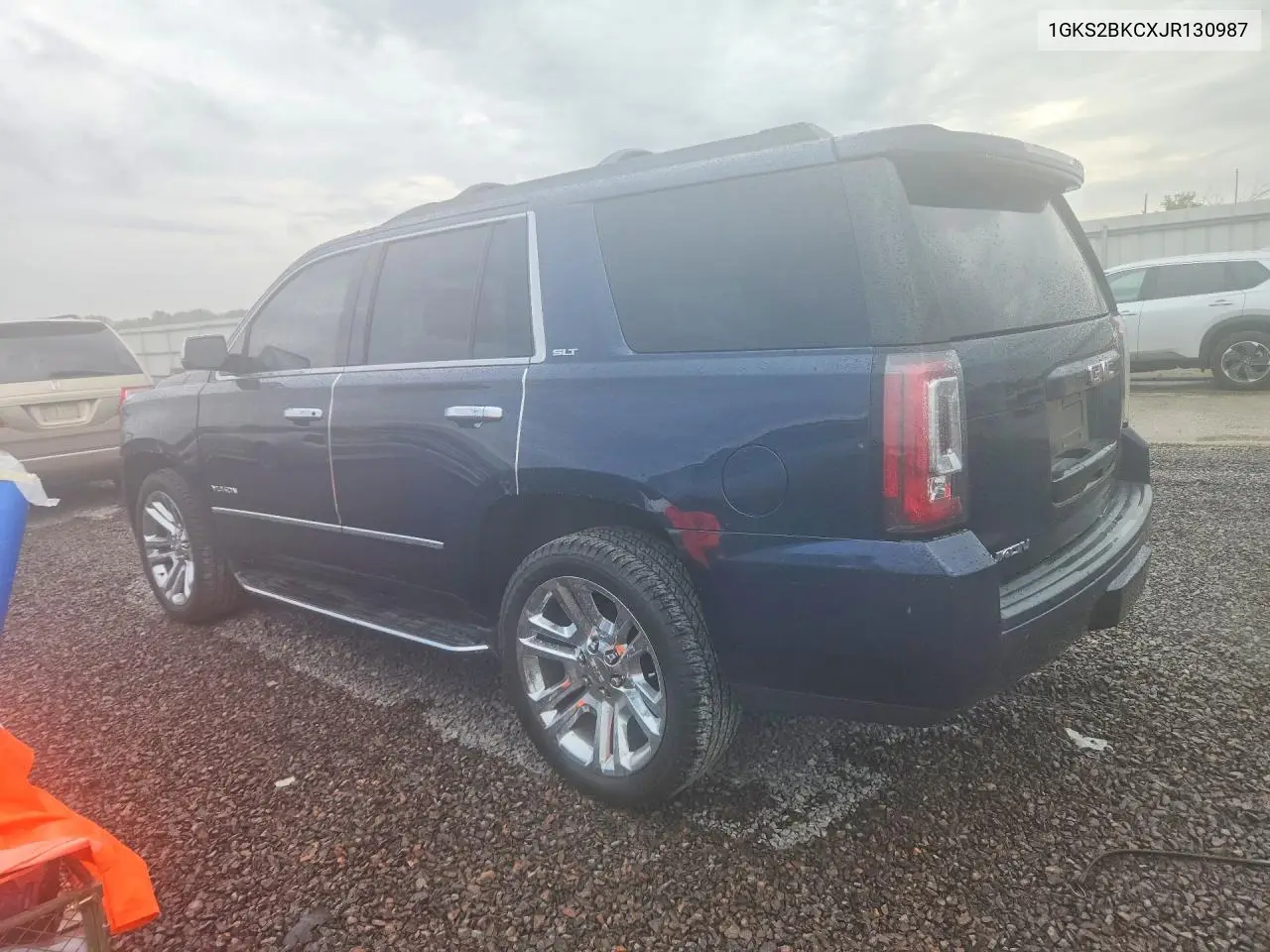 2018 GMC YUKON VIN 1GKS2BKCXJR130987 — фото 2