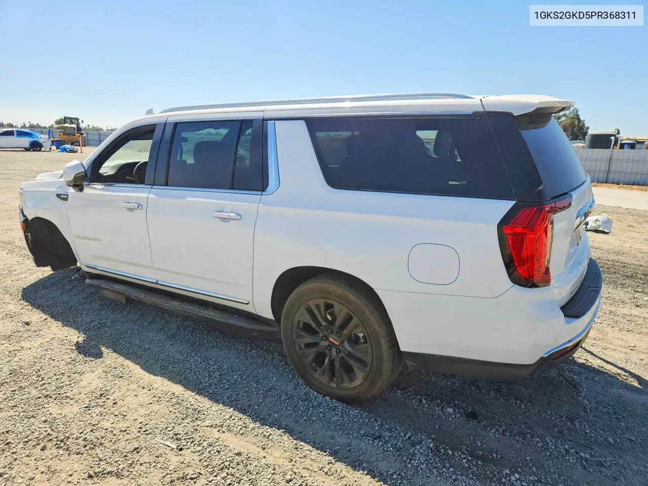 2023 GMC YUKON VIN 1GKS2GKD5PR368311 — фото 2