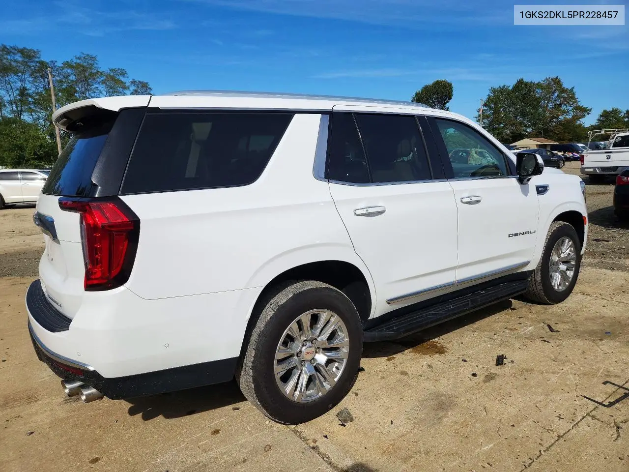 2023 GMC YUKON VIN 1GKS2DKL5PR228457 — фото 3