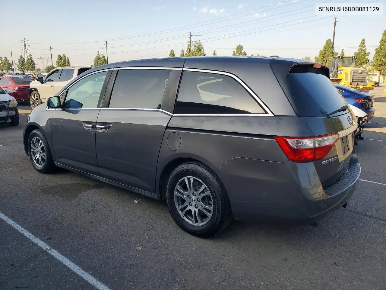 2013 HONDA ODYSSEY VIN 5FNRL5H68DB081129 — фото 2