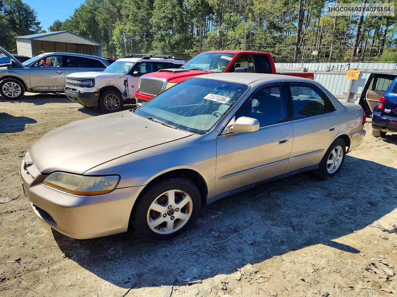 HONDA ACCORD 2000, VIN 1HGCG6693YA075154