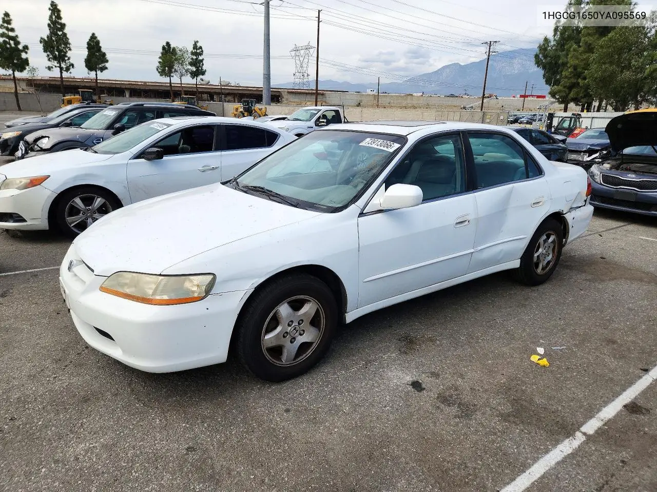 HONDA ACCORD 2000, VIN 1HGCG1650YA095569