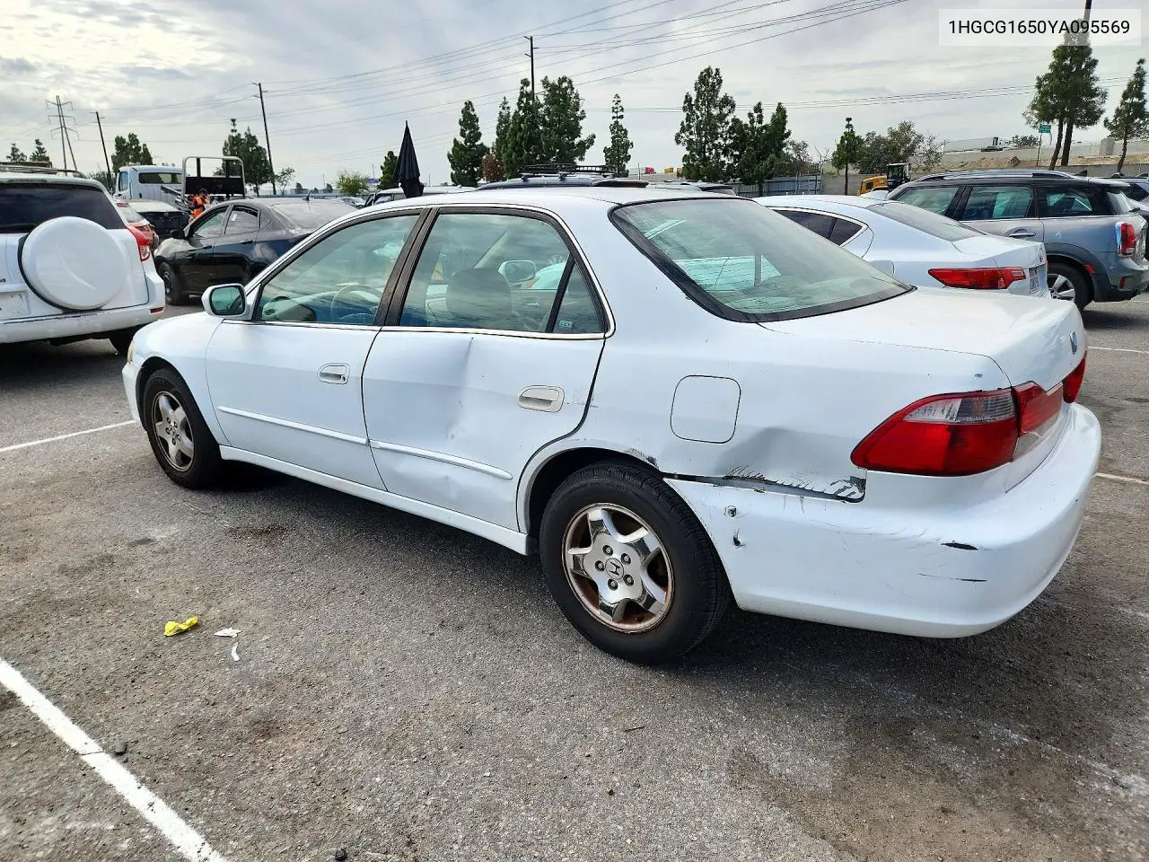 2000 HONDA ACCORD VIN 1HGCG1650YA095569 — фото 2