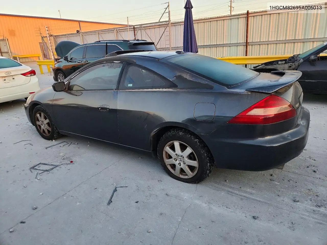 2005 HONDA ACCORD VIN 1HGCM82695A006013 — фото 2