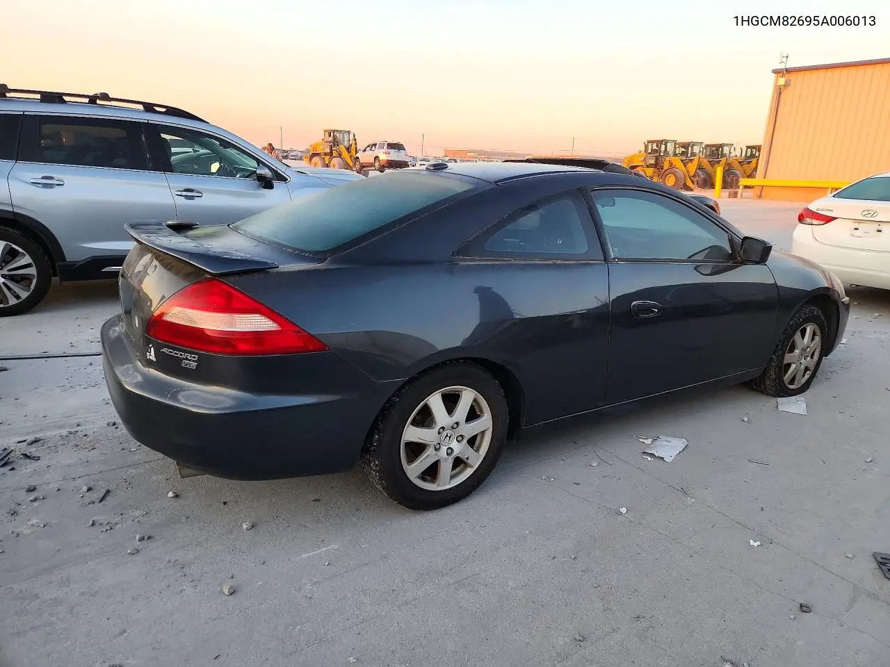 2005 HONDA ACCORD VIN 1HGCM82695A006013 — фото 3