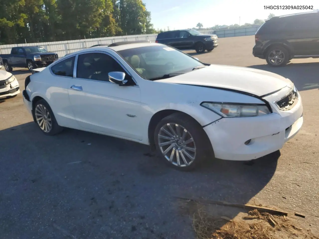 2009 HONDA ACCORD VIN 1HGCS12309A025042 — фото 4