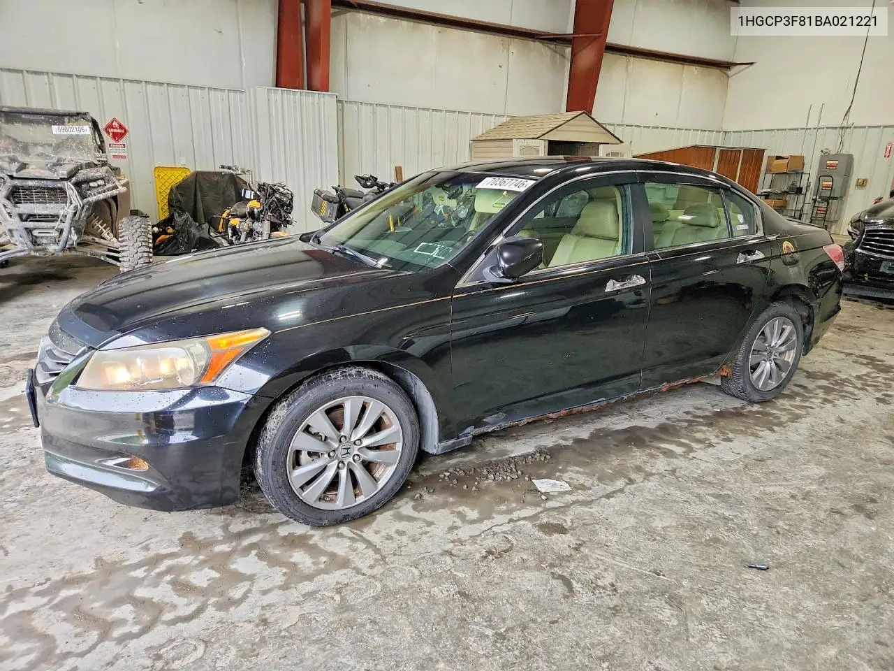 HONDA ACCORD 2011, VIN 1HGCP3F81BA021221