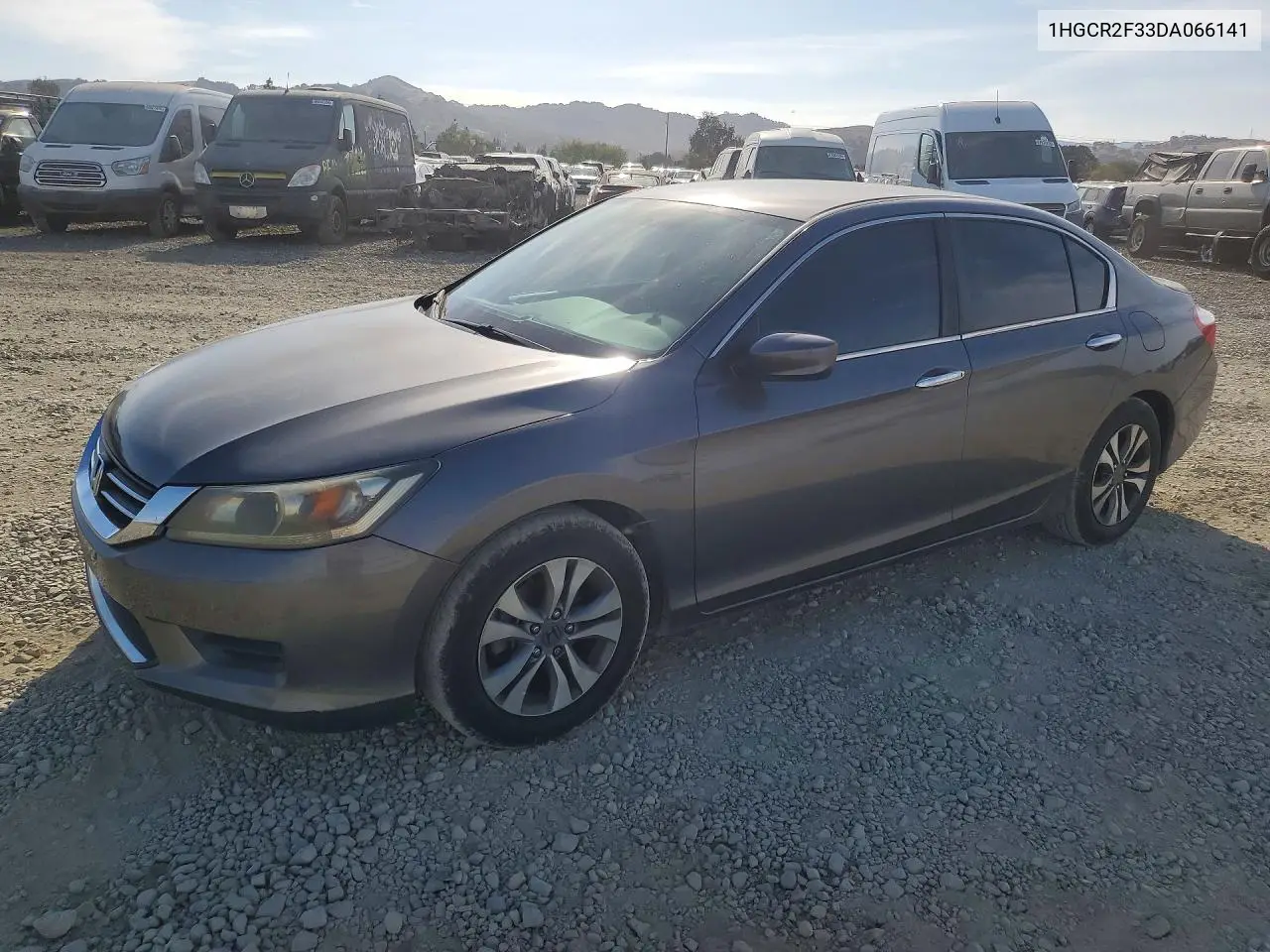 HONDA ACCORD 2013, VIN 1HGCR2F33DA066141