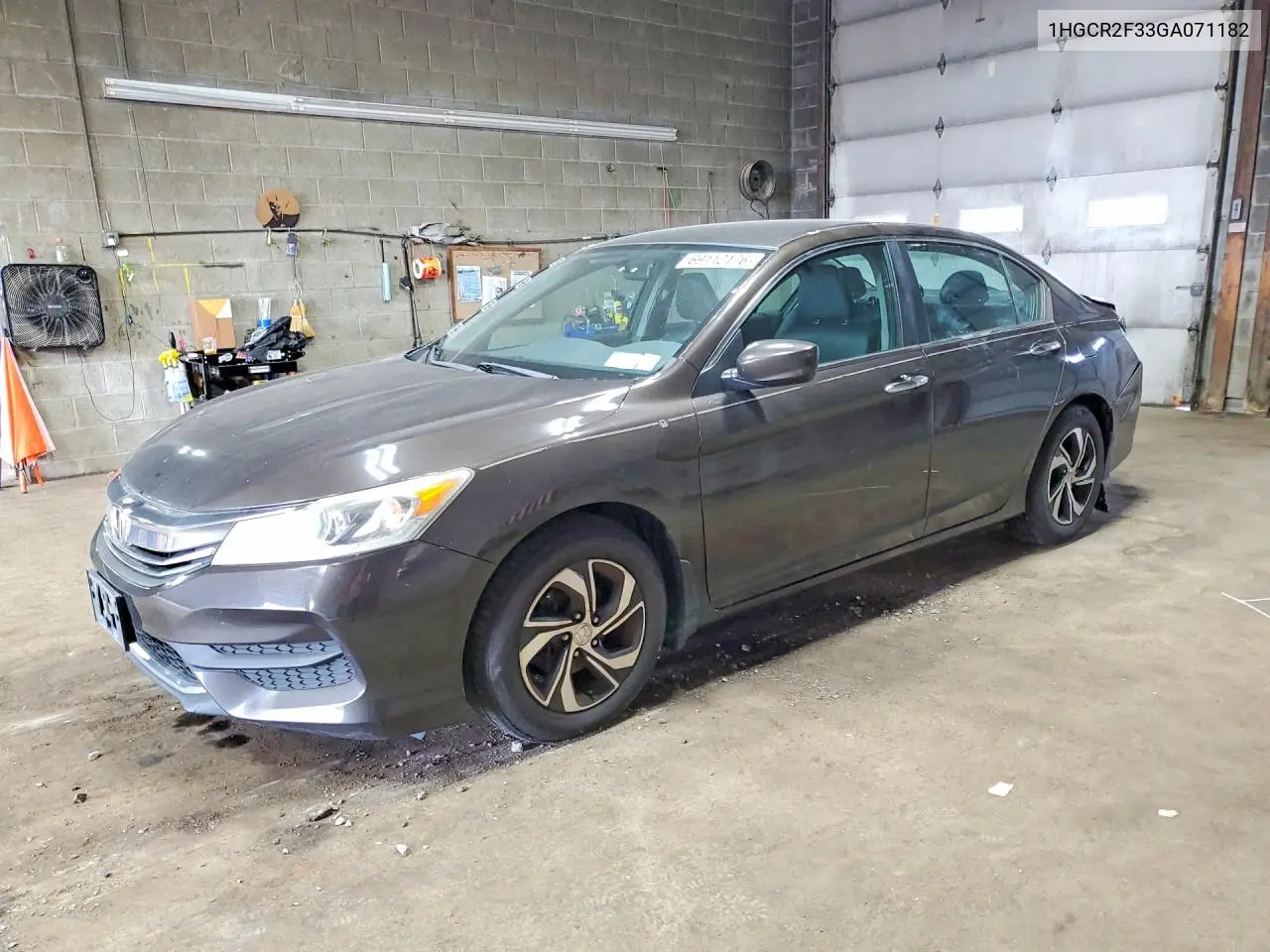 HONDA ACCORD 2016, VIN 1HGCR2F33GA071182