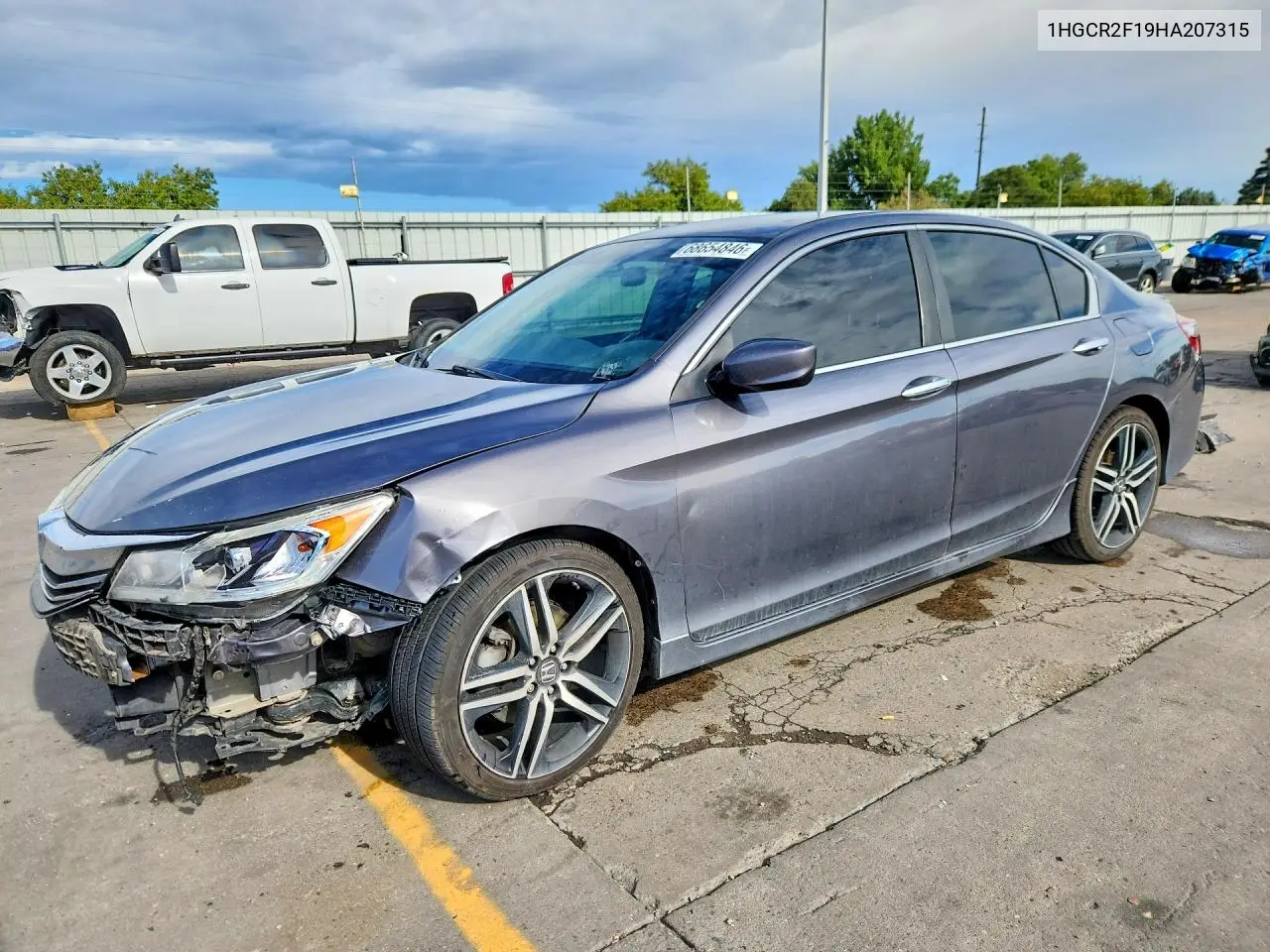HONDA ACCORD 2017, VIN 1HGCR2F19HA207315