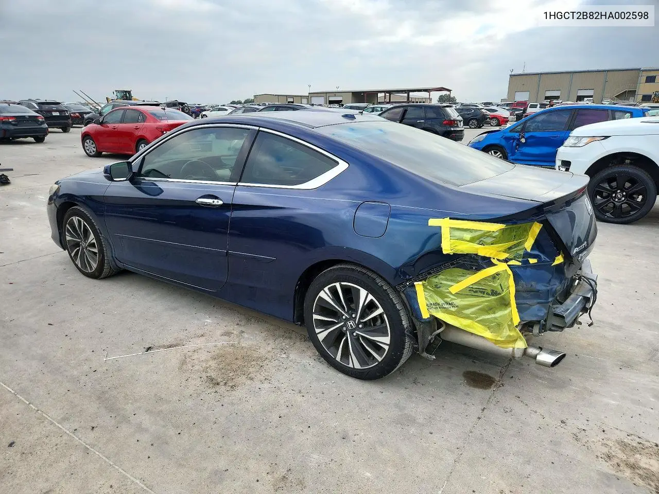 2017 HONDA ACCORD VIN 1HGCT2B82HA002598 — фото 2