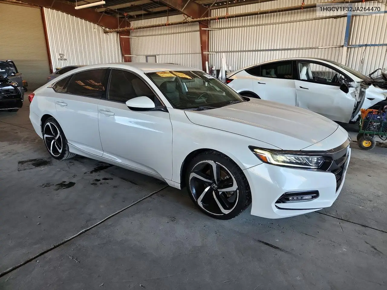 2018 HONDA ACCORD VIN 1HGCV1F32JA264470 — фото 4