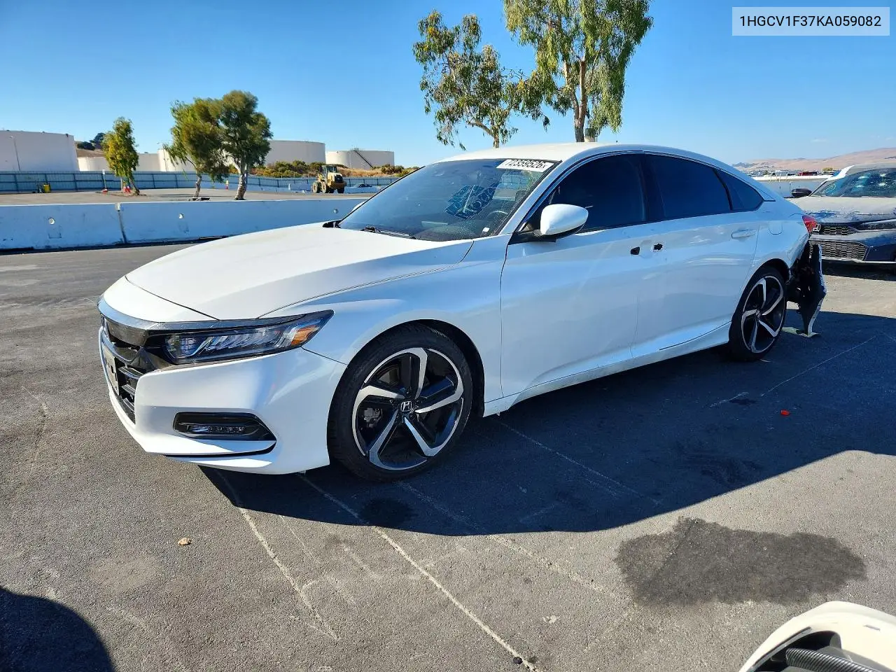 HONDA ACCORD 2019, VIN 1HGCV1F37KA059082