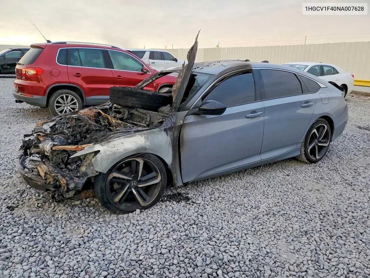 HONDA ACCORD 2022, VIN 1HGCV1F40NA007628