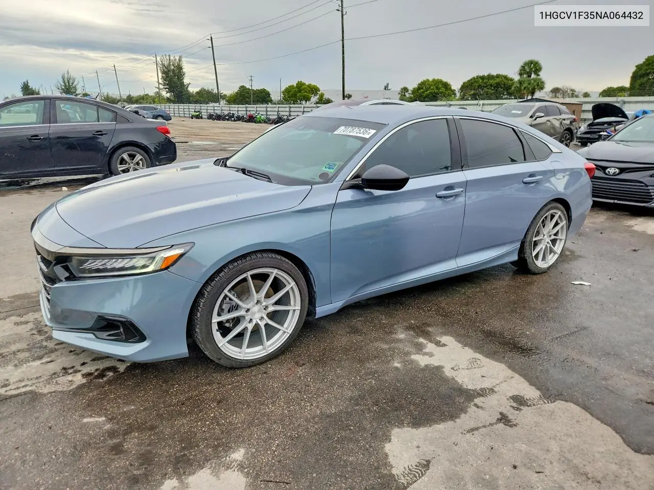 HONDA ACCORD 2022, VIN 1HGCV1F35NA064432