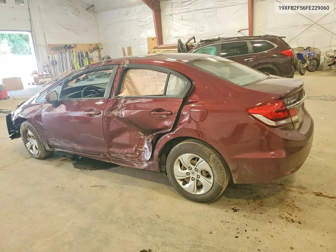 2015 HONDA CIVIC VIN 19XFB2F56FE229060 — фото 2