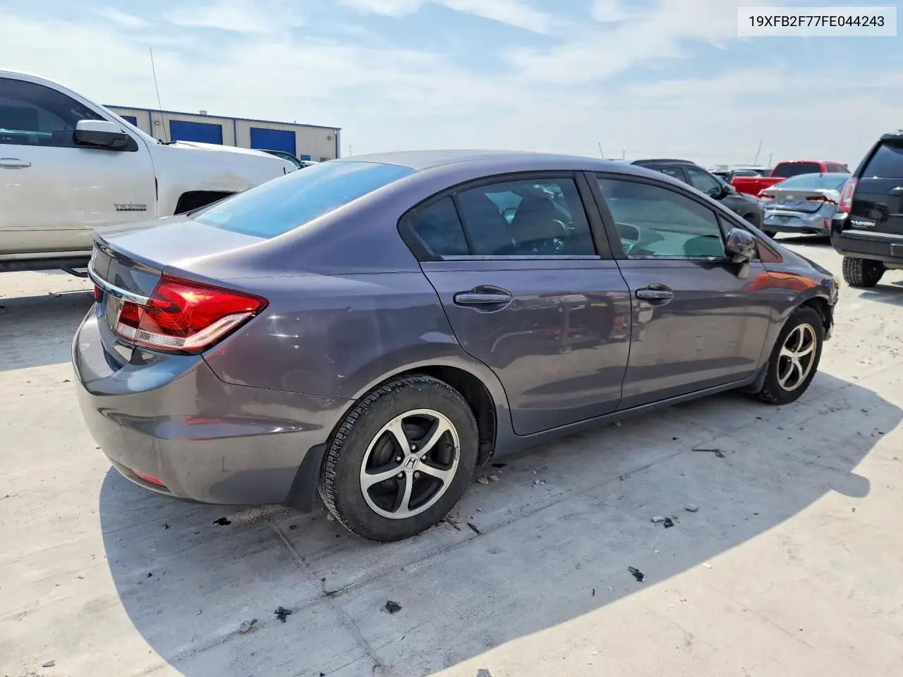 2015 HONDA CIVIC VIN 19XFB2F77FE044243 — фото 3