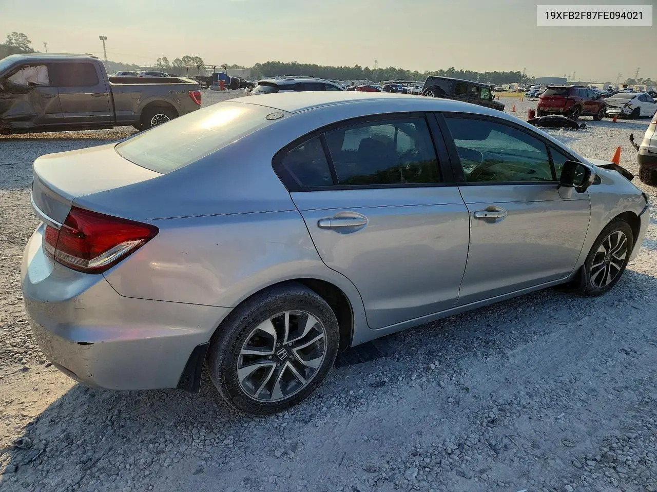 2015 HONDA CIVIC VIN 19XFB2F87FE094021 — фото 3
