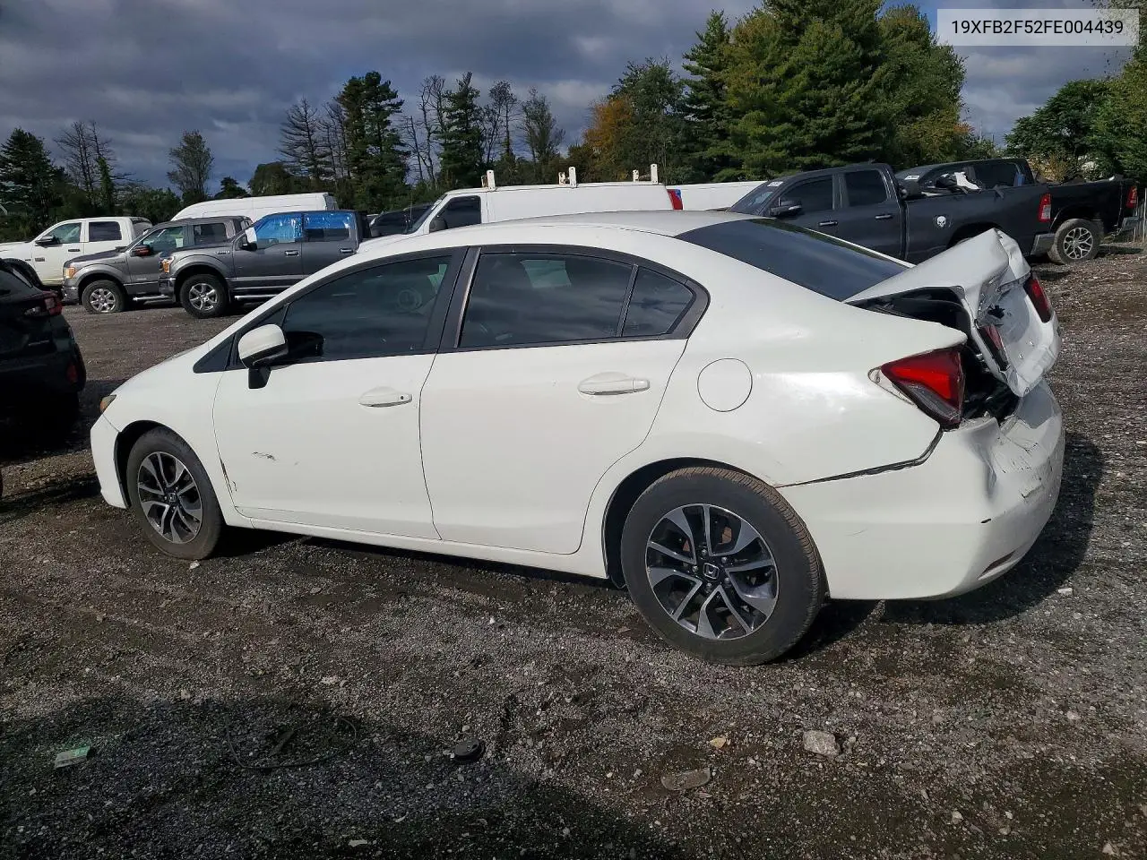 2015 HONDA CIVIC VIN 19XFB2F52FE004439 — фото 2
