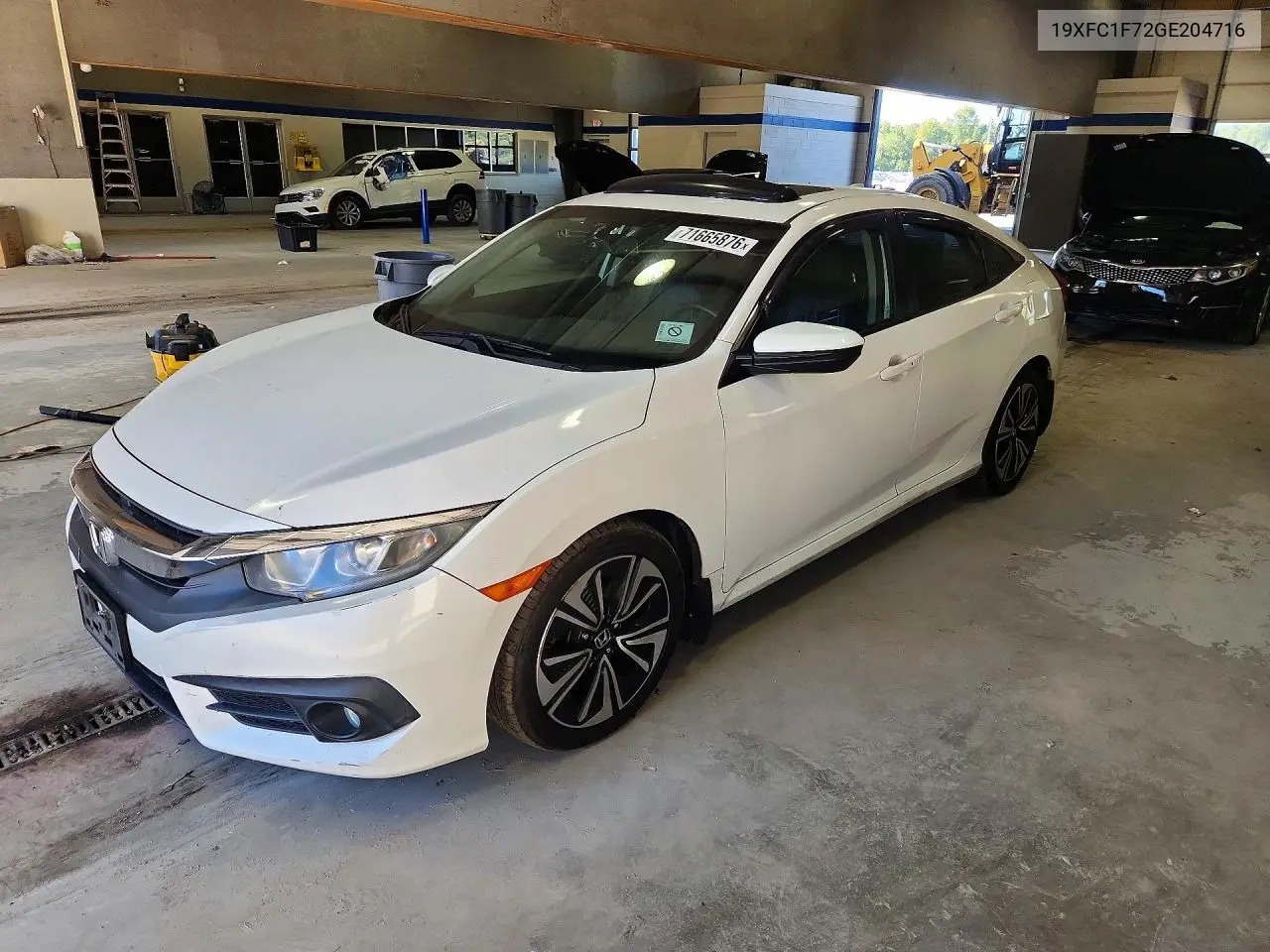 HONDA CIVIC 2016, VIN 19XFC1F72GE204716