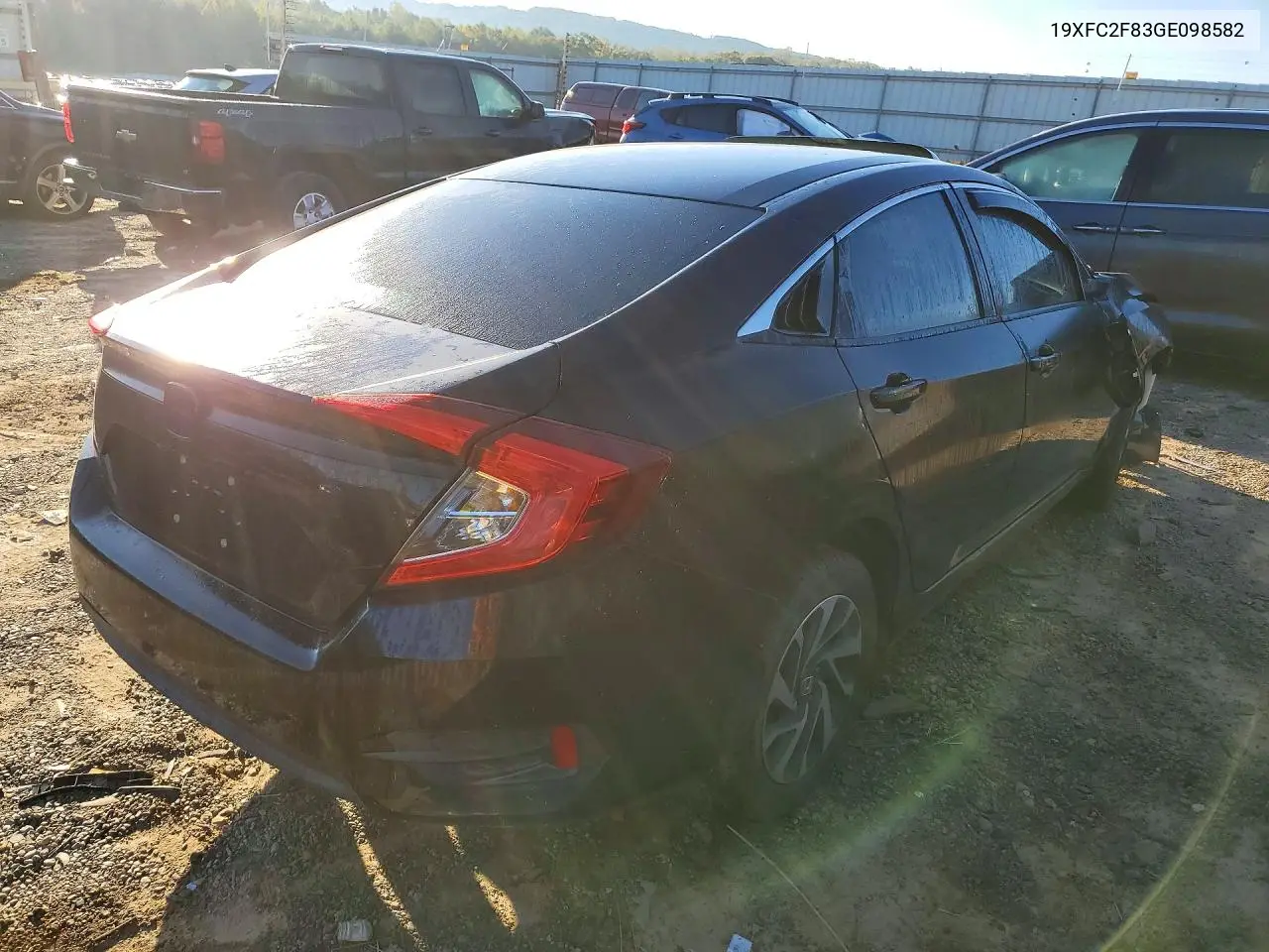 2016 HONDA CIVIC VIN 19XFC2F83GE098582 — фото 3