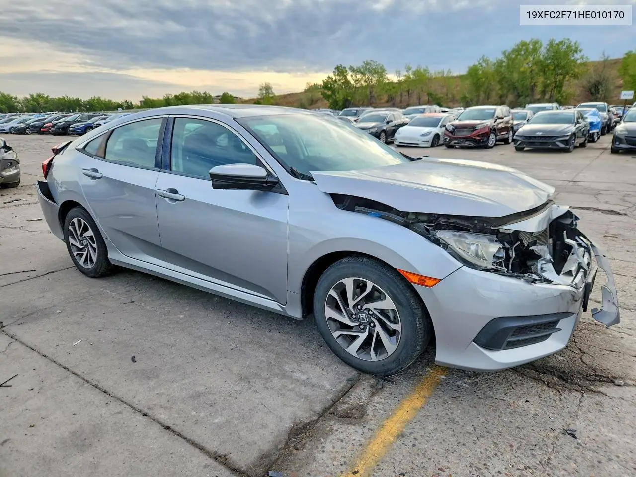 2017 HONDA CIVIC VIN 19XFC2F71HE010170 — фото 4